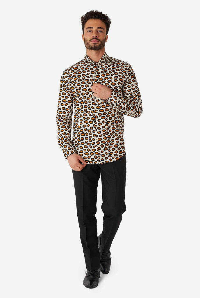 Man wearing dress shirt with Leopard-print 
