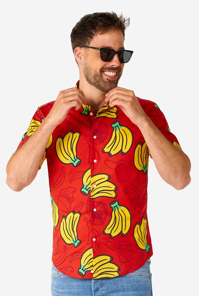 Man wearing red summer shirt with Donkey Kong Nintendo print