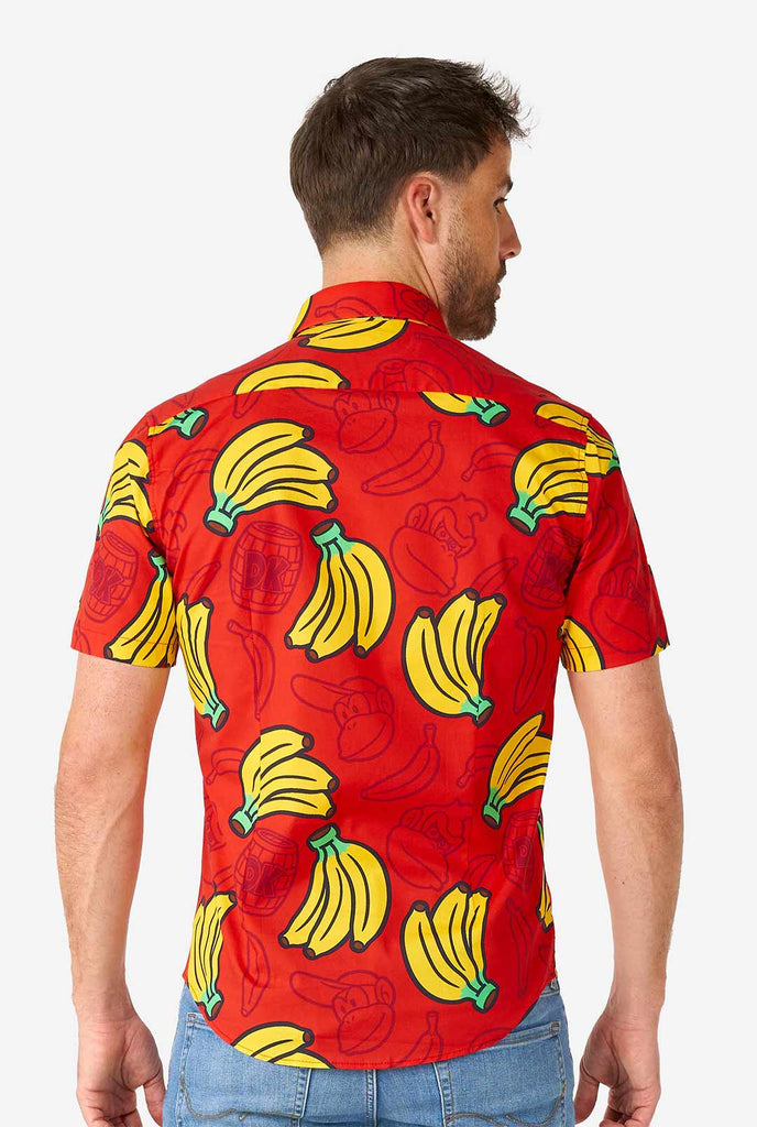 Man wearing red summer shirt with Donkey Kong Nintendo print