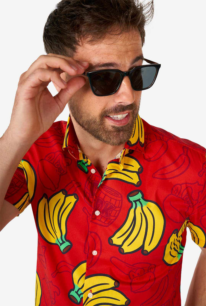 Man wearing red summer shirt with Donkey Kong Nintendo print
