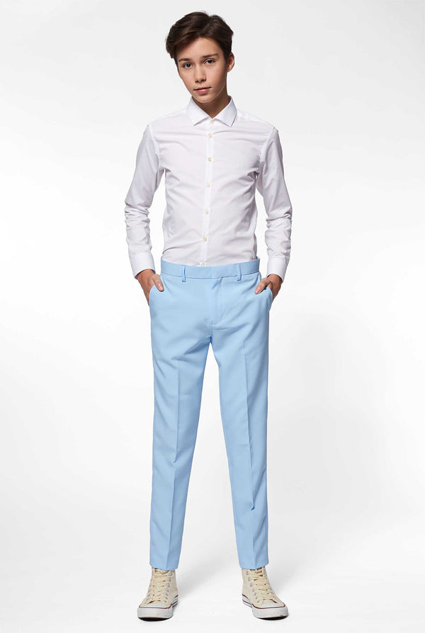 Teen wearing light blue formal suit