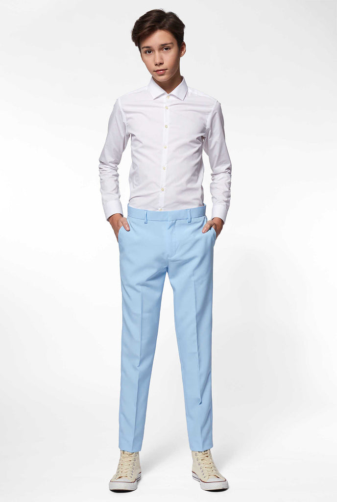 Teen wearing light blue formal suit