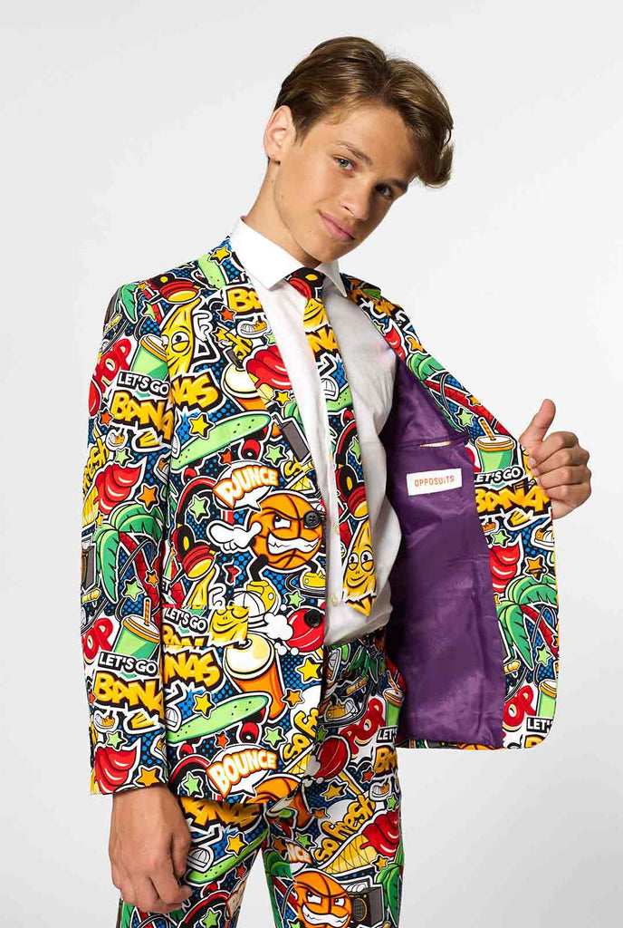Crazy retro suit Street Vibes for teen boys worn by boy 