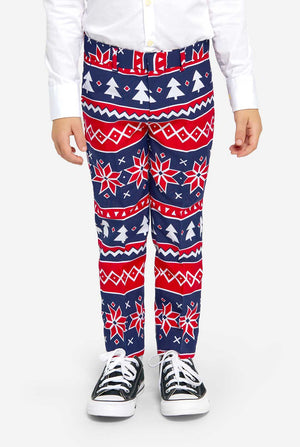 Kid wearing Christmas suit with Nordic print