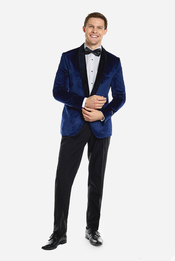 Man wearing navy blue dinner jacket blazer