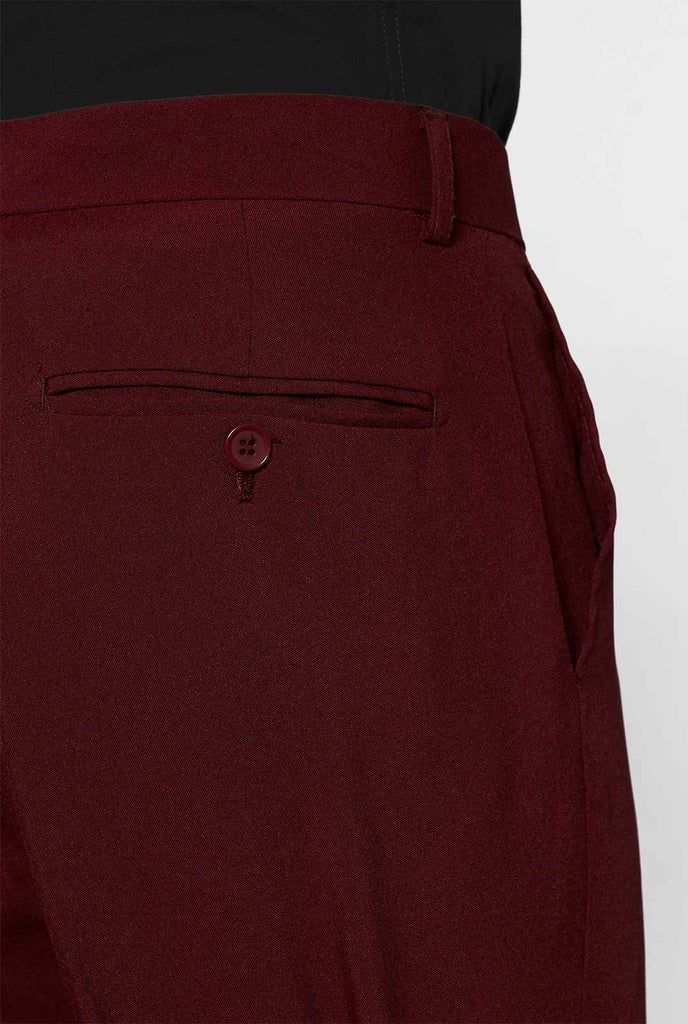 Bordeaux red solid color men's suit Blazing Burgundy worn by men zoomed in
